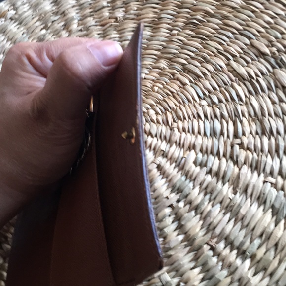 Authentic preloved Louis Vitton Key Holder - Picture 11 of 17